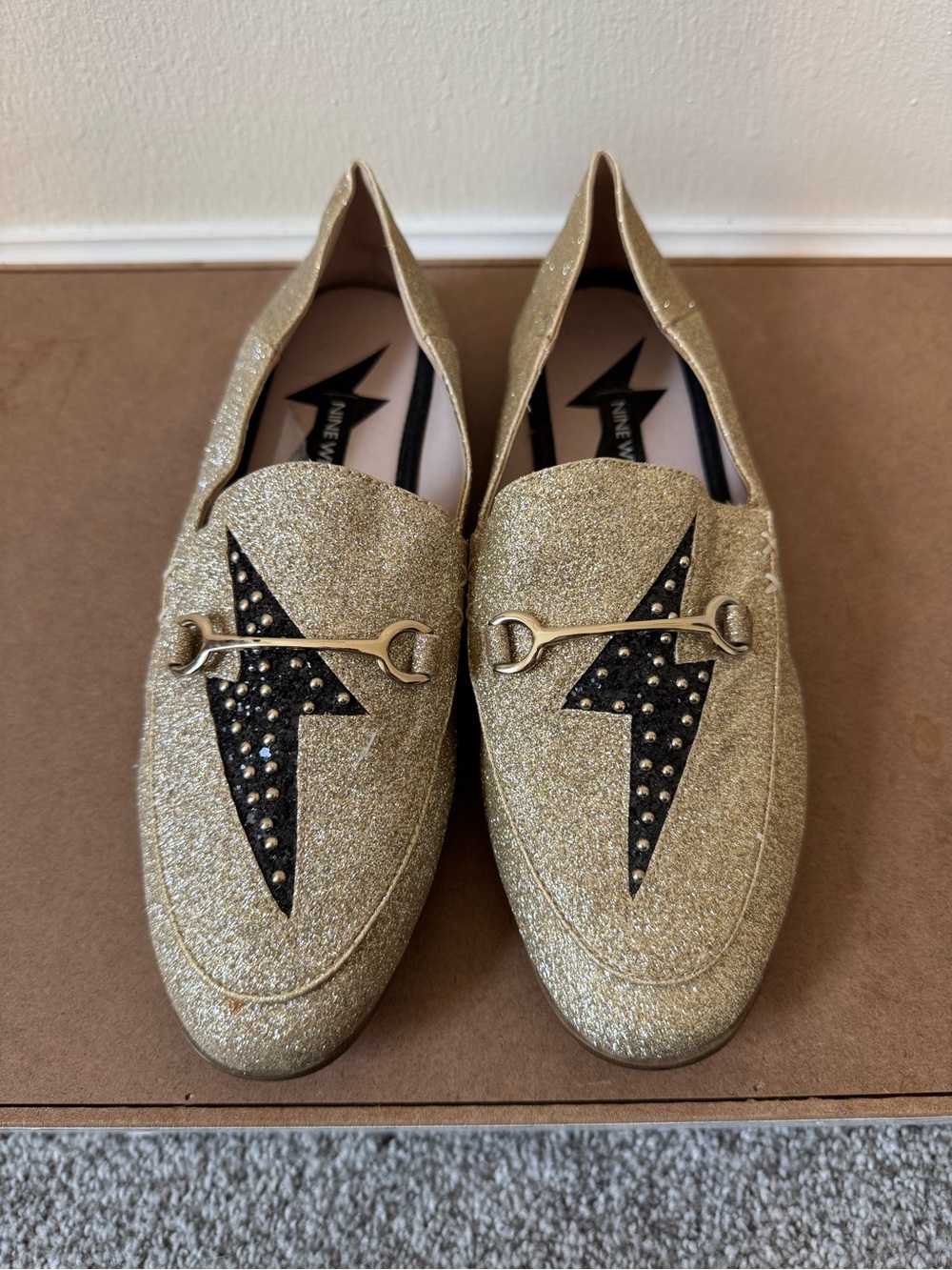 Nine West Gold Glitter Loafers Lightning Bolt Bowie Shoes Women’s 6.5